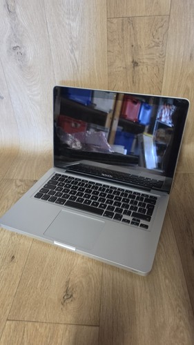Apple macbook pro - macbook, (mitte