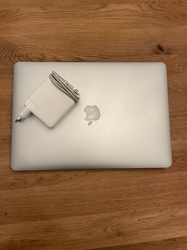 Macbook pro retina - macbook, retina,