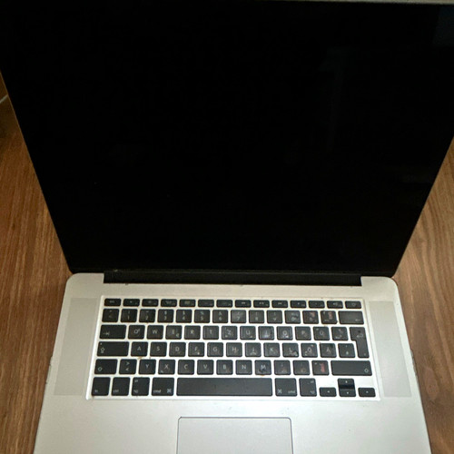 Apple macbook pro retina - apple, 15”